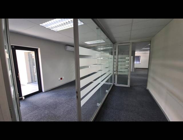 BUSINESS PROPERTY TO RENT IN VORNA VALLEY